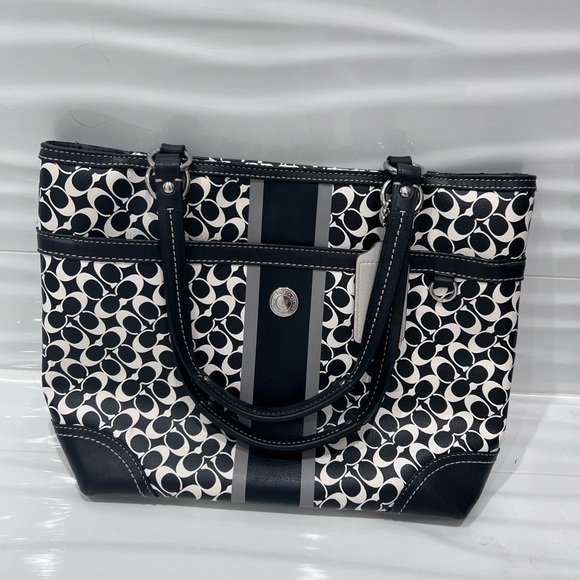 Authentic Coach purse, very good used condition. Black and white print. - Picture 1 of 8